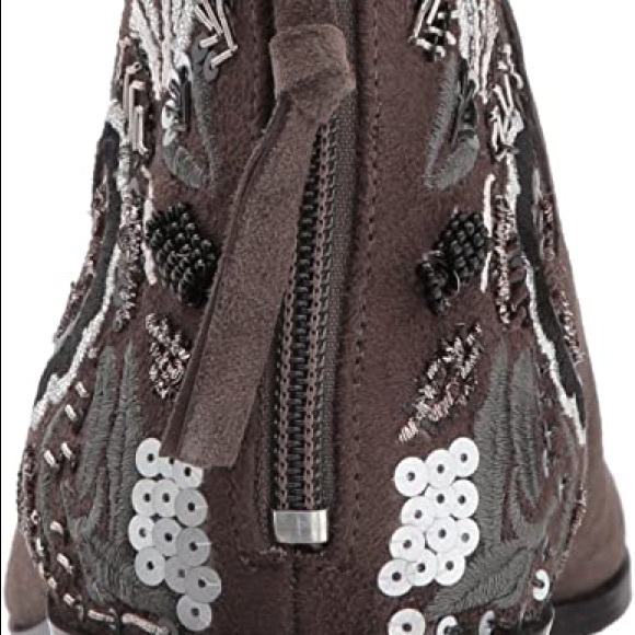 NWT Kenneth Cole suede boot w/ankle embellishment - Picture 2 of 13